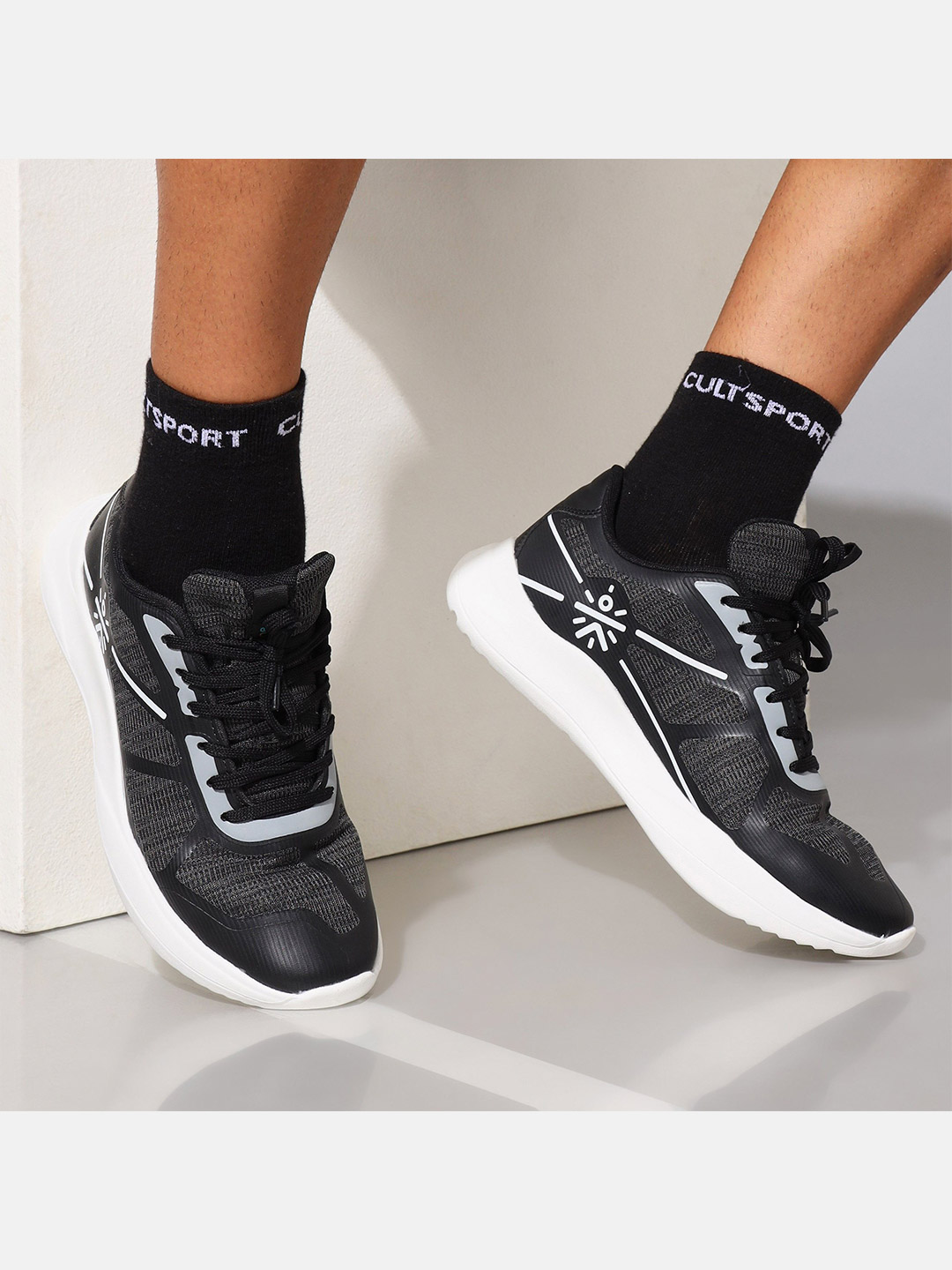 Men Black Discovery Running Shoes