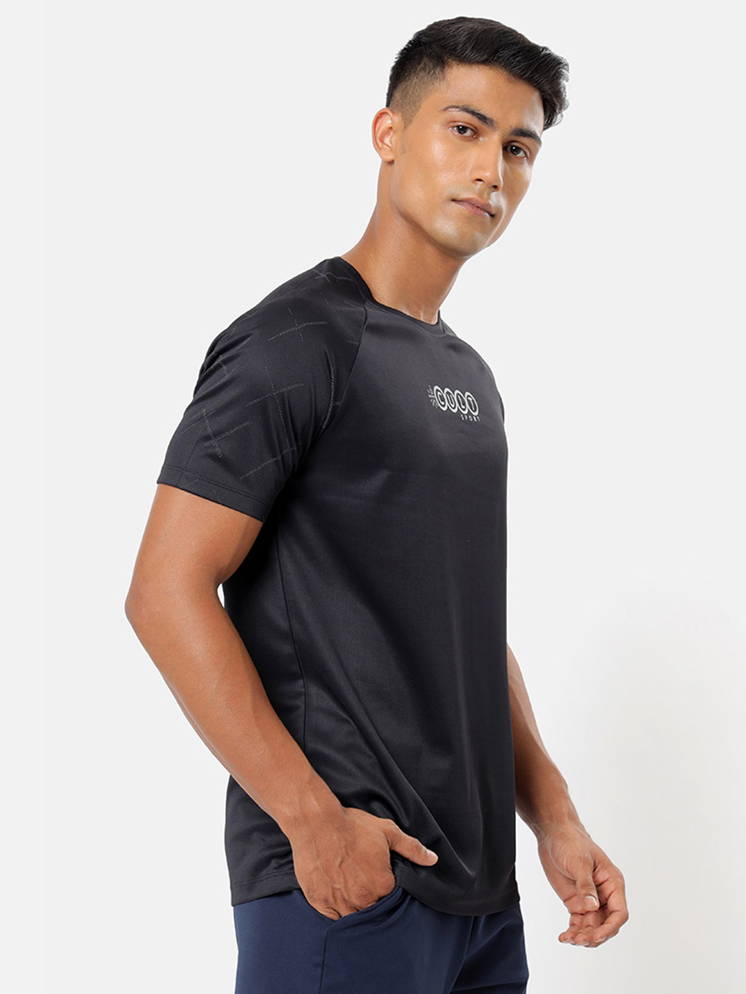 Cultsport One Men Black Performance Tshirt with Chest Print (3)