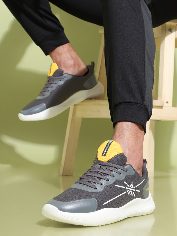 Men Grey Lope Running Shoes