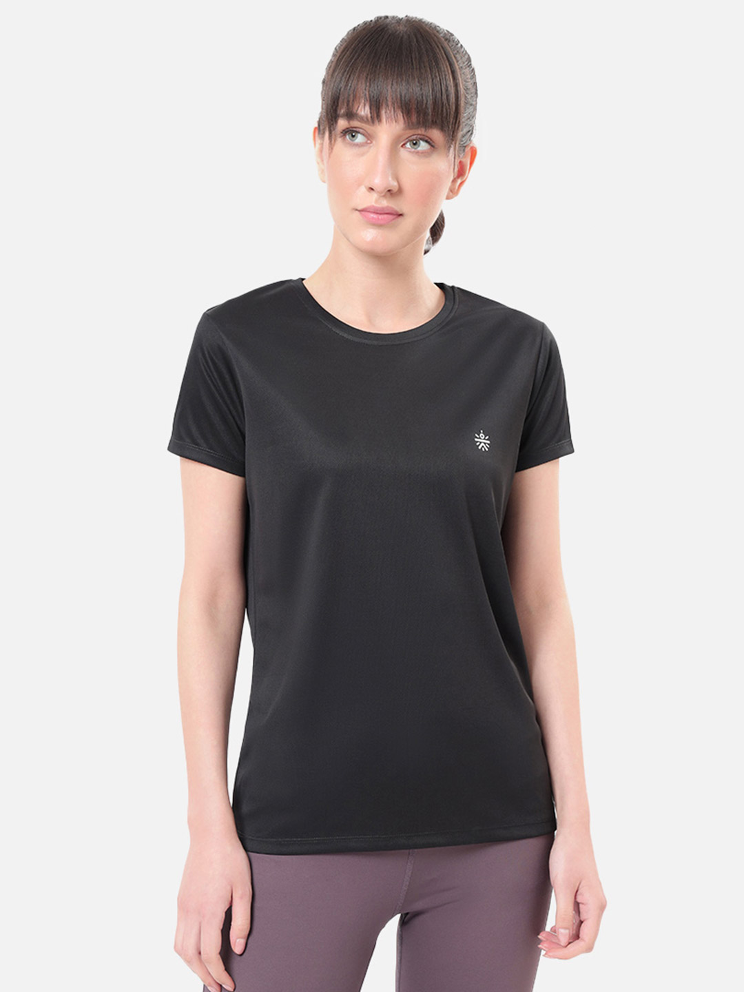 Cultsport One Women Black Solid Active Tshirt with Logo