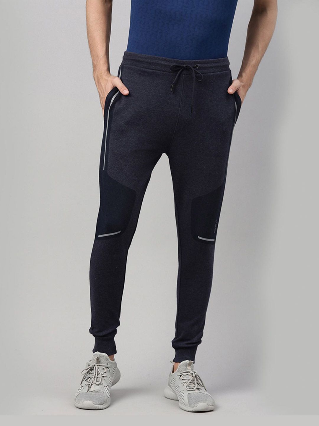 Men's Solid Tapered Fit Track Pants