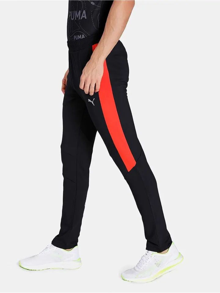 Buy Puma Men Black EvoTRG Track Pants - Track Pants for Men 2088110 | Myntra