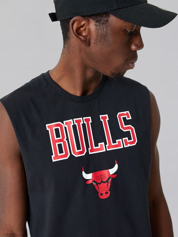 New era NBA Oversized Applique Chicago Bulls Short Sleeve T-Shirt Black