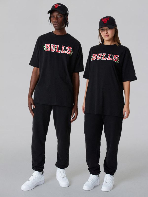 Buy Chicago Bulls NBA Floral Graphic Black Oversized T-Shirt From