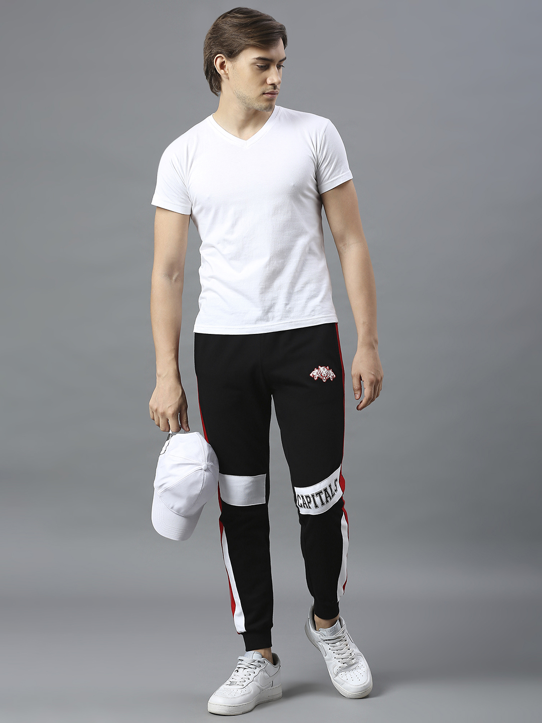 Delhi Capitals Men Black and White Colourblocked Mid-Rise Cotton Training Regular Fit Joggers (6)