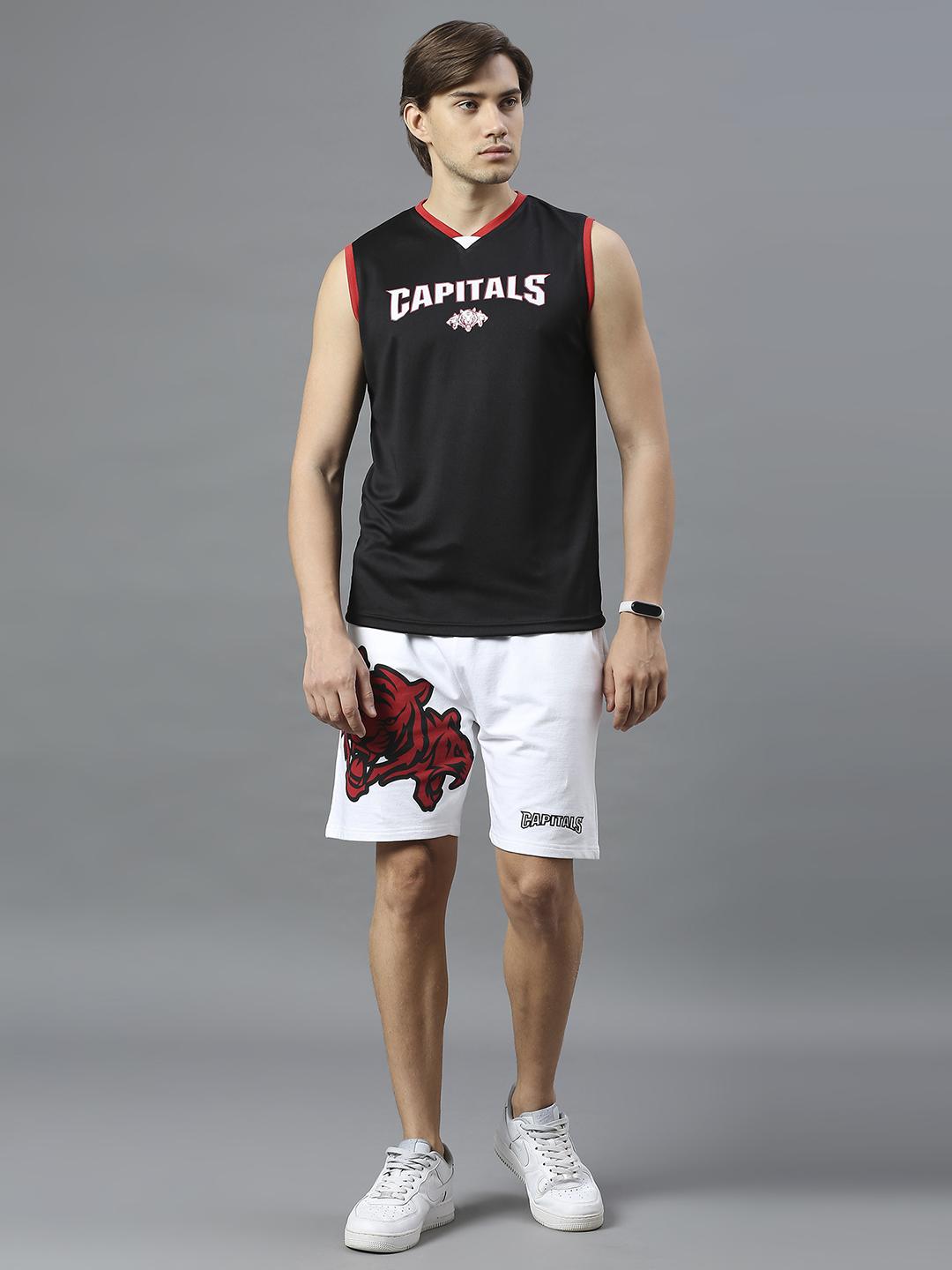 Delhi Capitals Men Black Logo Printed Sleeveless V-Neck Sports Vest (7)