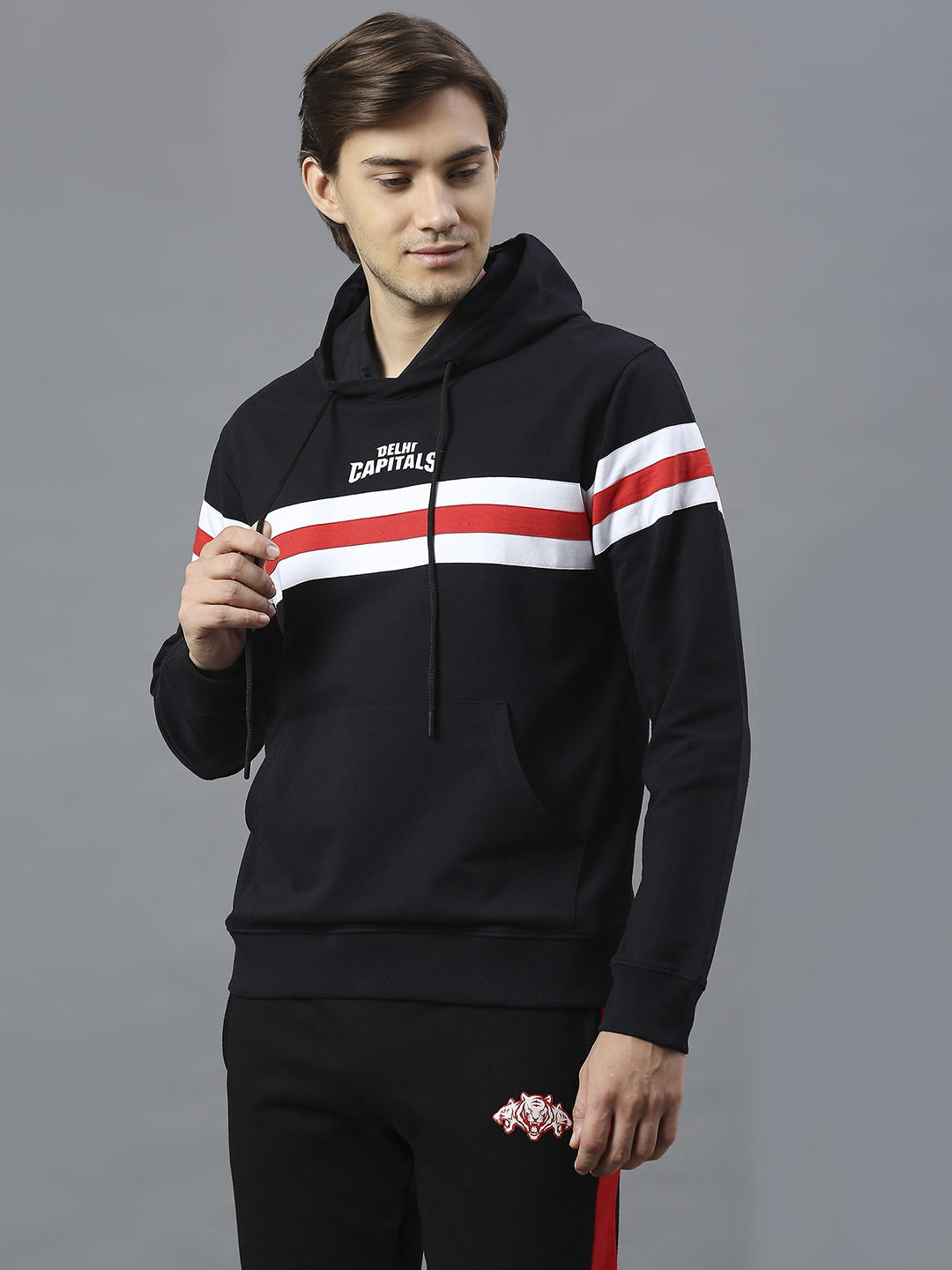 Delhi Capitals Men Black Printed Full Sleeves Hooded Pullover Cotton Sweatshirt (3)