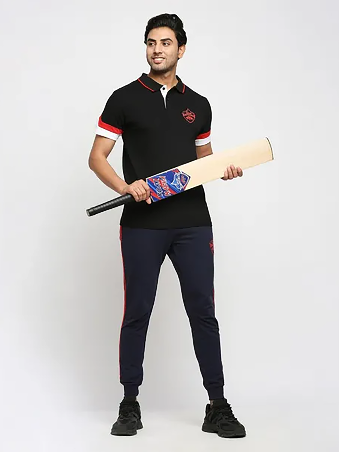 Delhi Capitals Men Black Solid Half Sleeves Polo Collar Cotton T-Shirt (6)