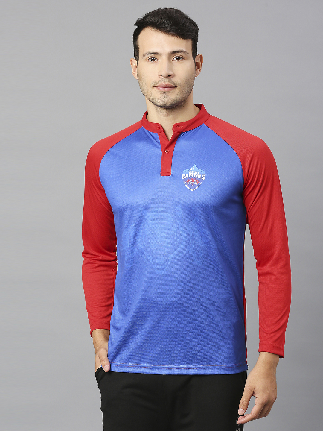 Men Blue and Red Colourblocked Full Sleeves Mandarin Collar Polyester T-Shirt