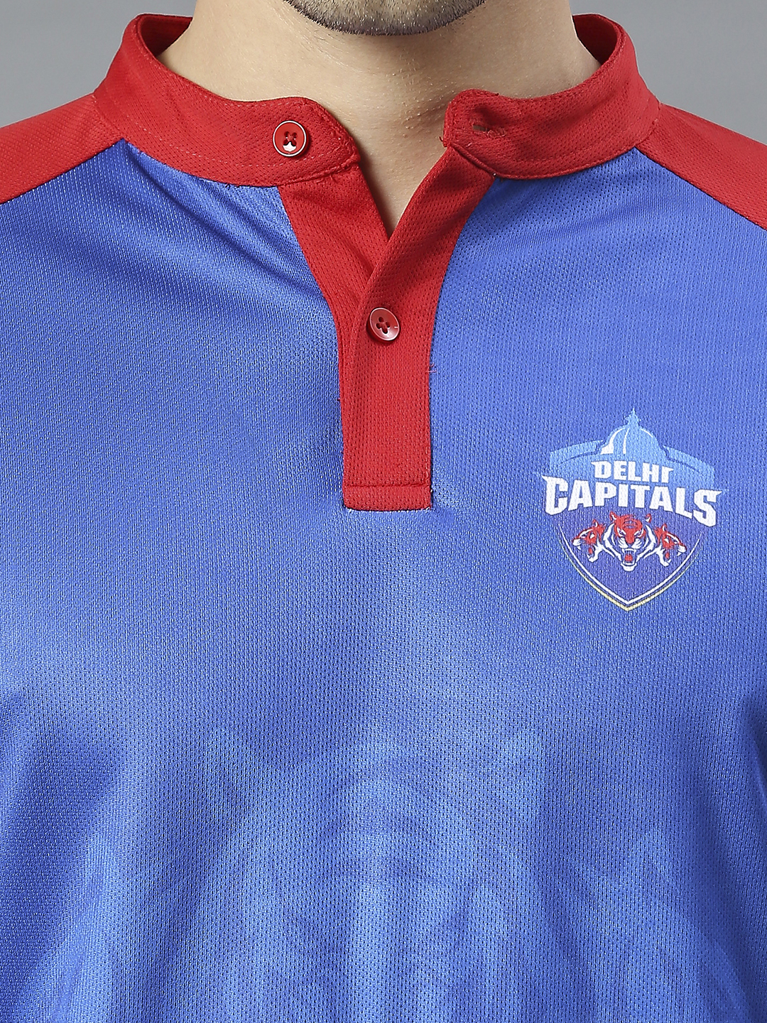 Delhi Capitals Men Blue and Red Colourblocked Half Sleeves Mandarin Collar Polyester T-Shirt (6)