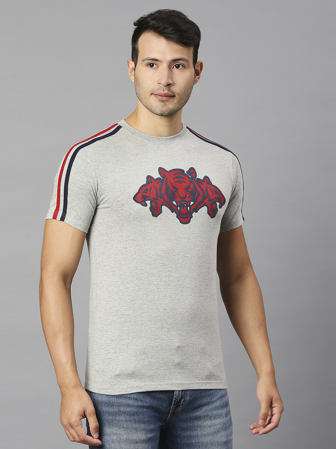Delhi Capitals Men Grey Printed Half Sleeves Round Neck Cotton T-Shirt (3)