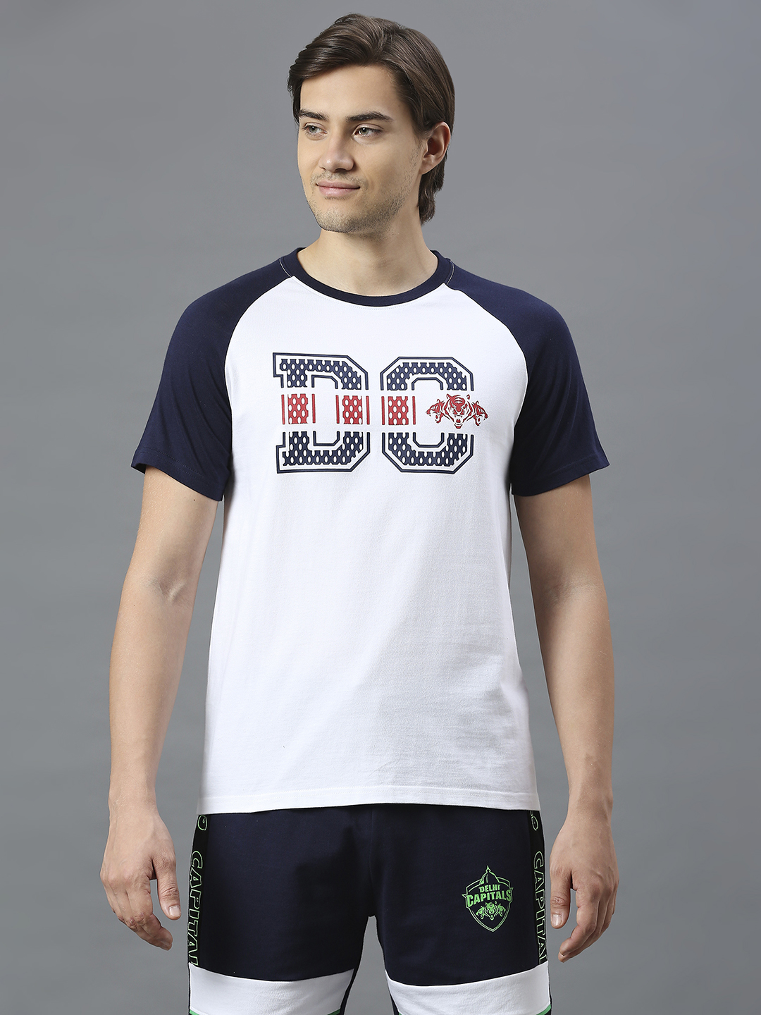 Men White and Navy Blue Colourblocked Half Sleeves Round Neck Cotton T-Shirt