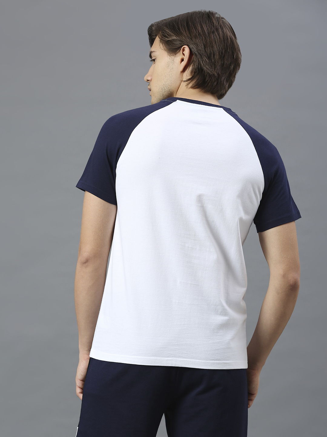 Delhi Capitals Men White and Navy Blue Colourblocked Half Sleeves Round Neck Cotton T-Shirt (3)