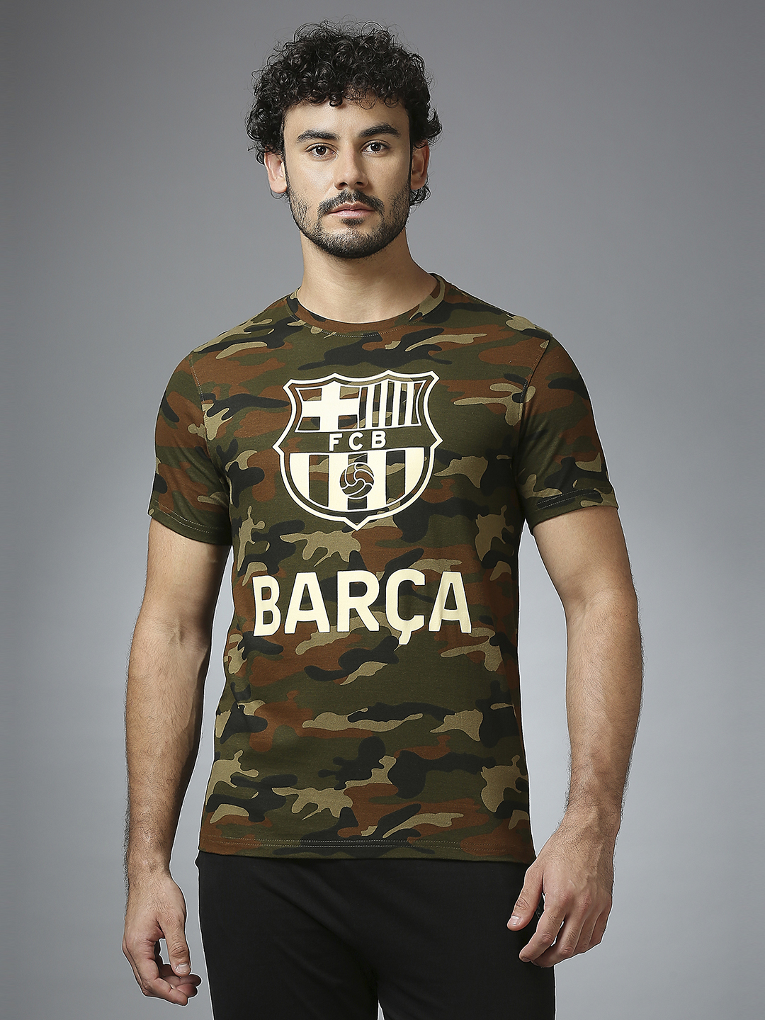 FC Barcelona FC Barcelona: Camo Print Classic Crest T-Shirt - Green (1)