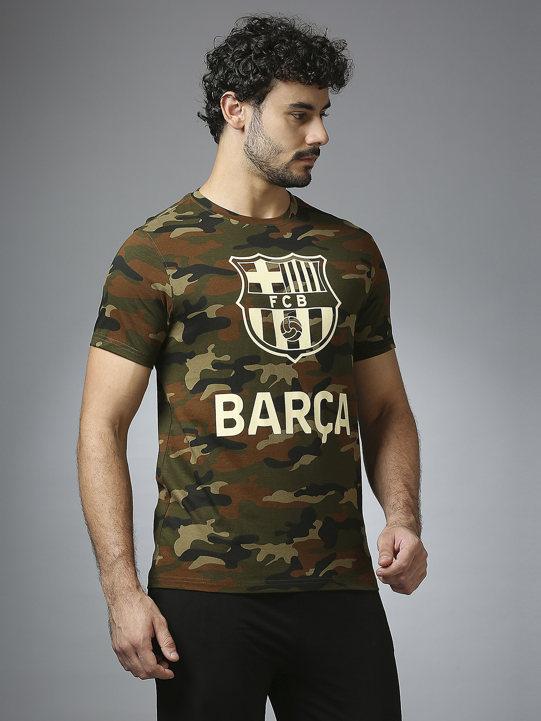 FC Barcelona FC Barcelona: Camo Print Classic Crest T-Shirt - Green (3)
