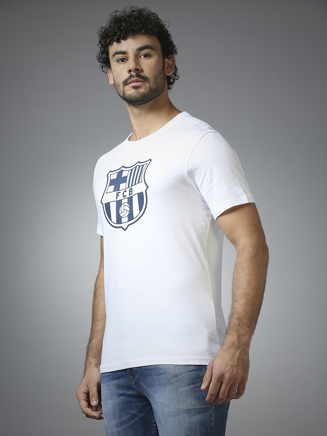 FC Barcelona FC Barcelona: Classic Crest T-Shirt - White (2)
