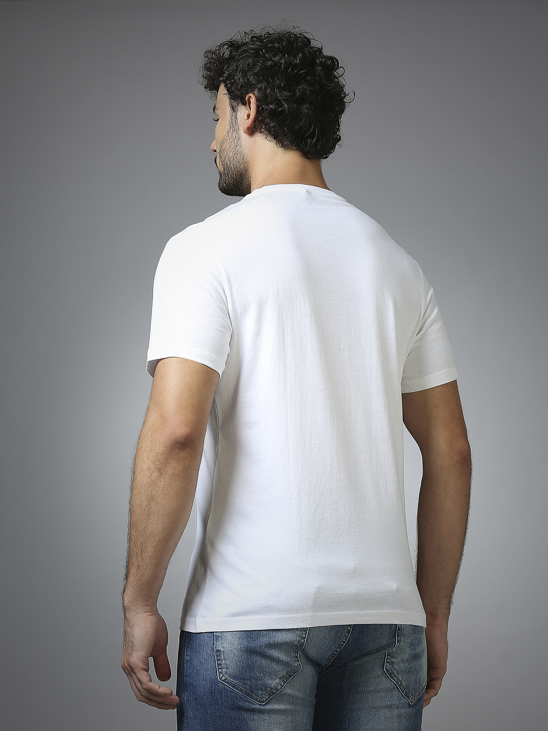 FC Barcelona FC Barcelona: Classic Crest T-Shirt - White (4)