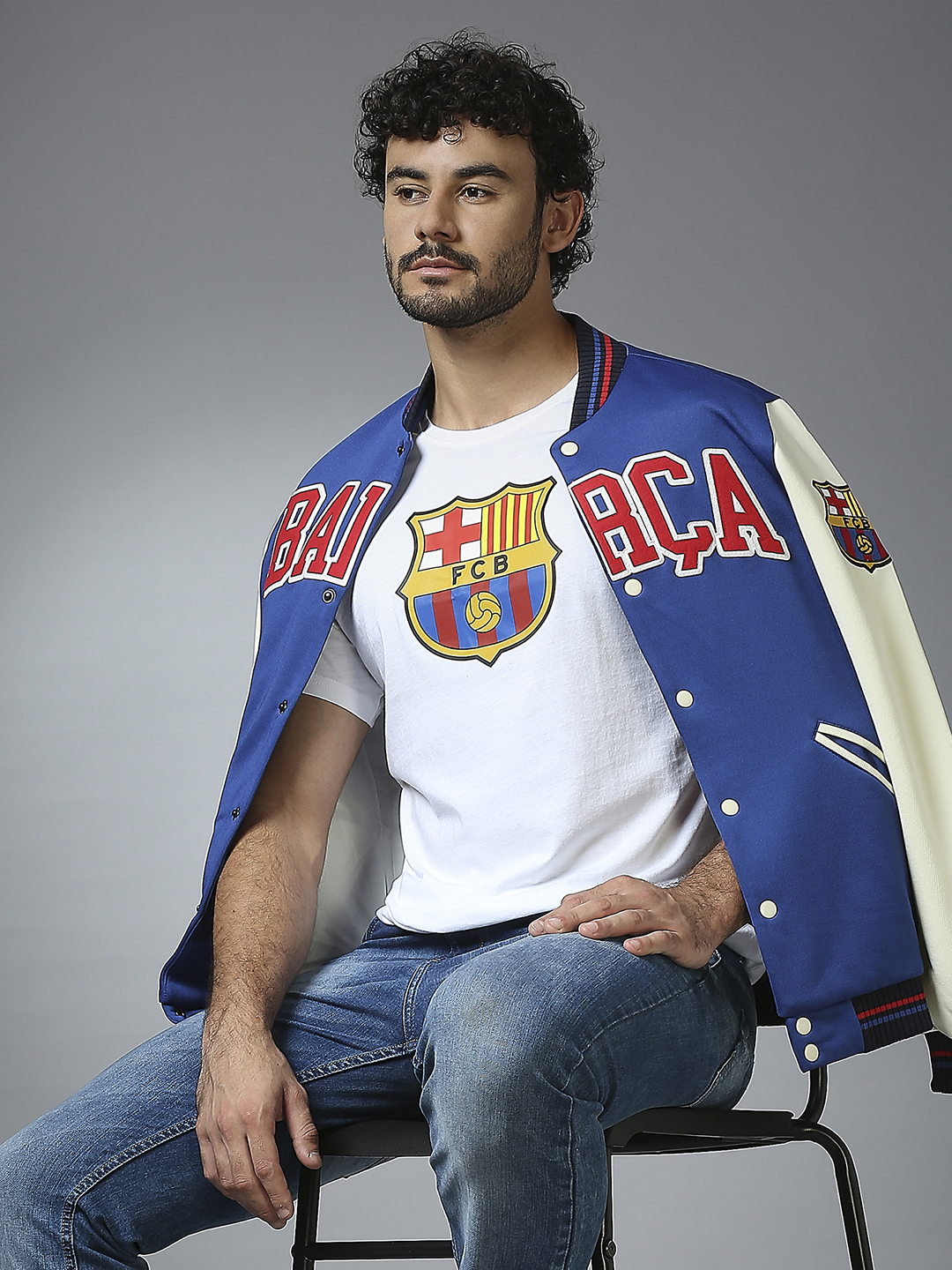 FC Barcelona FC Barcelona: Logo T-Shirt - White (8)