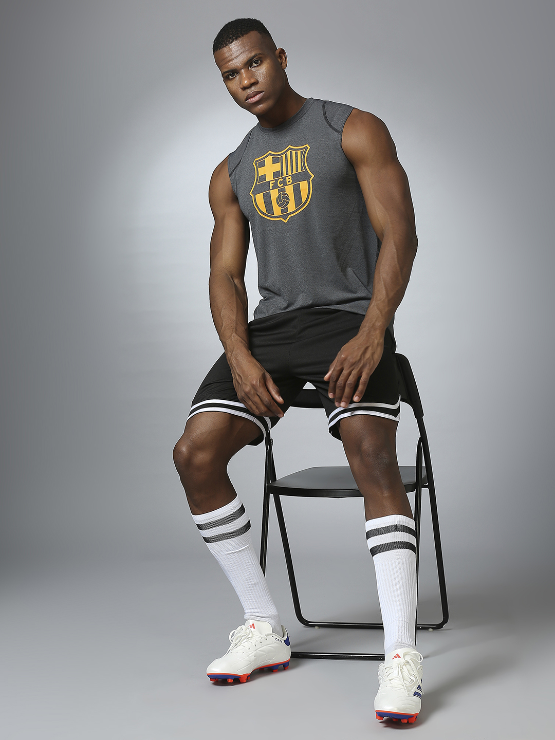 FC Barcelona FC Barcelona: Performance Vest Charcoal (6)