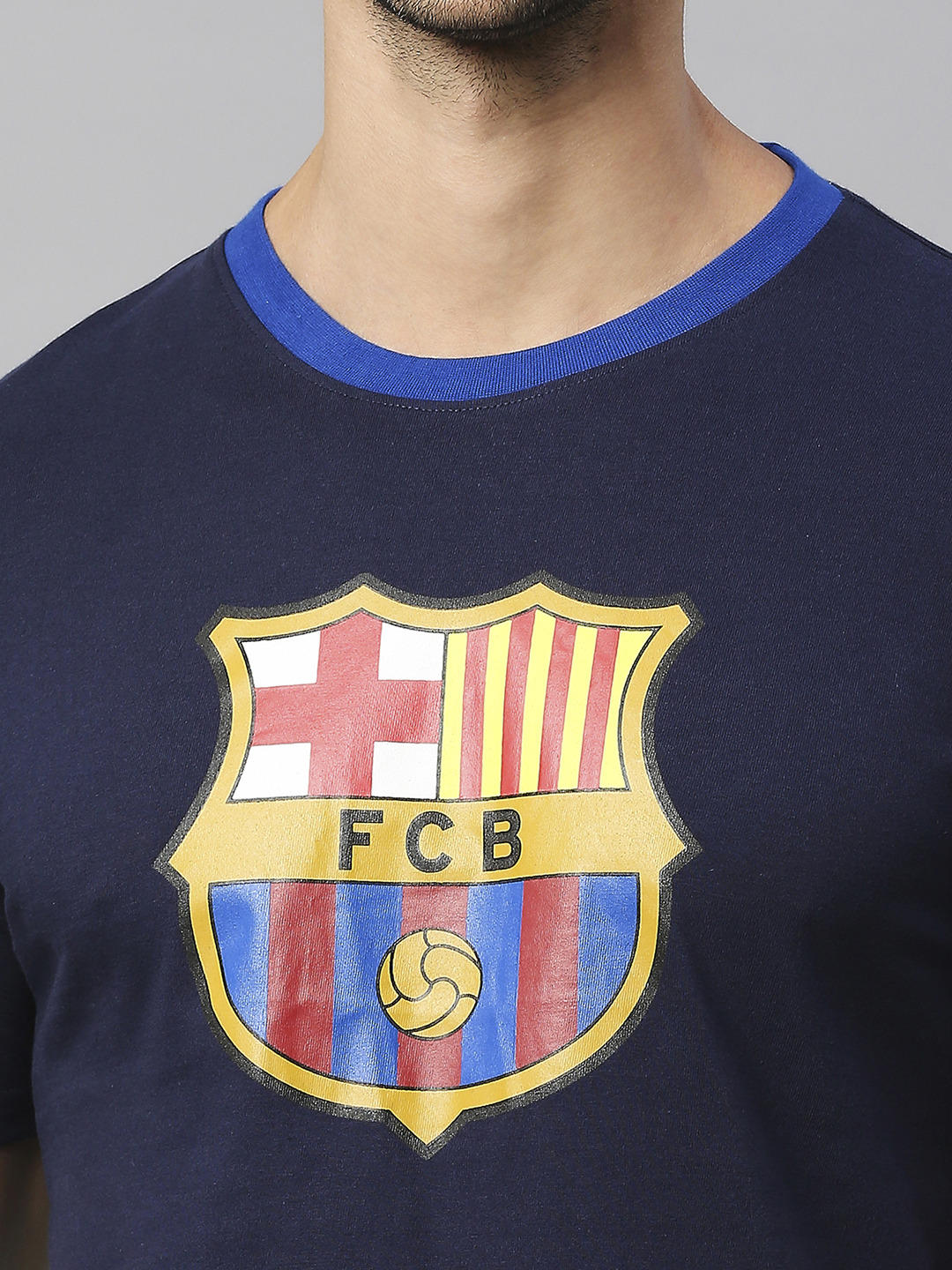 FC Barcelona FCB Crest: Men Navy Blue Printed T-Shirt (6)