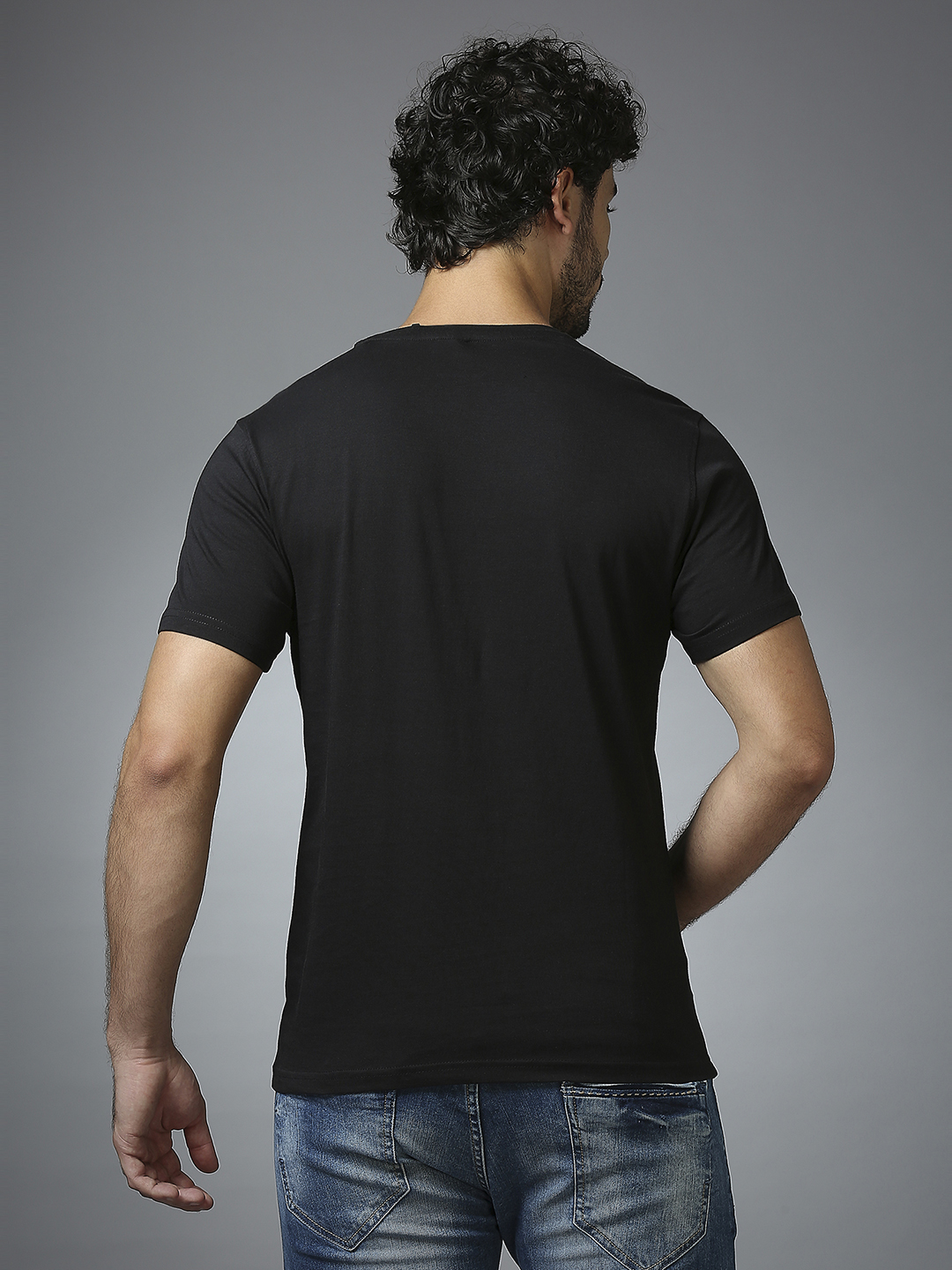 FC Barcelona Men Black Printed Gold Foil Printed T-Shirt (4)