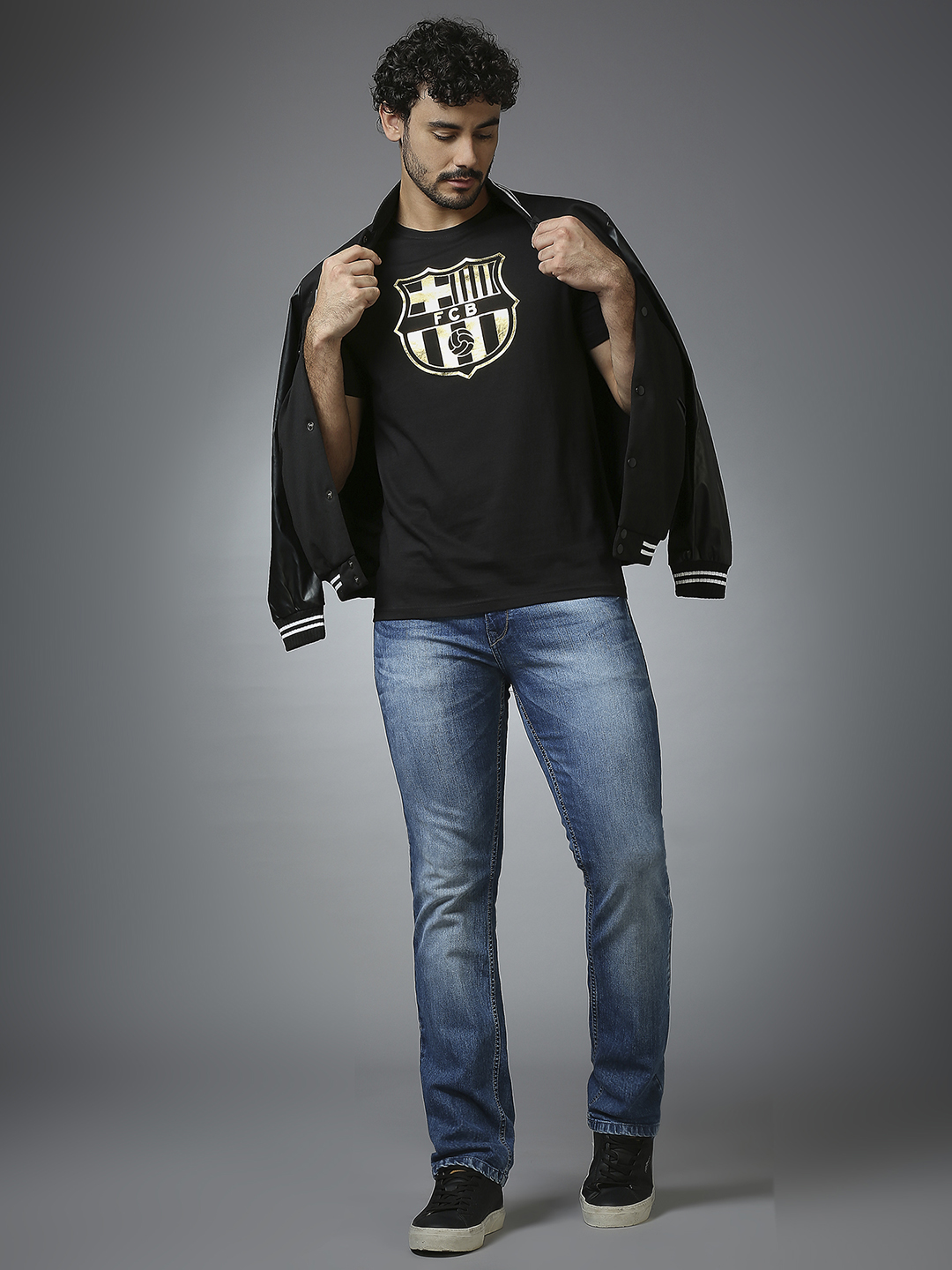FC Barcelona Men Black Printed Gold Foil Printed T-Shirt (7)
