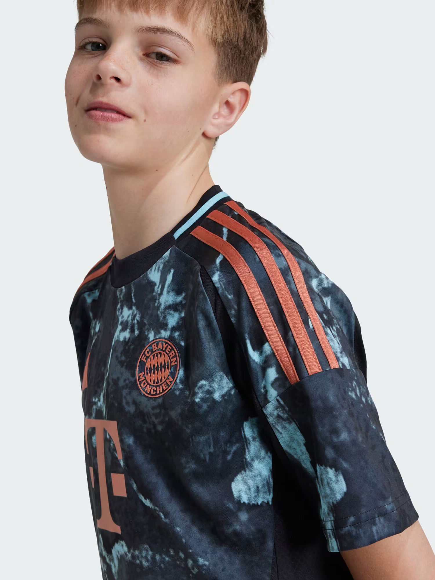 FC Bayern Munich Official Away Jersey-24/25 (3)