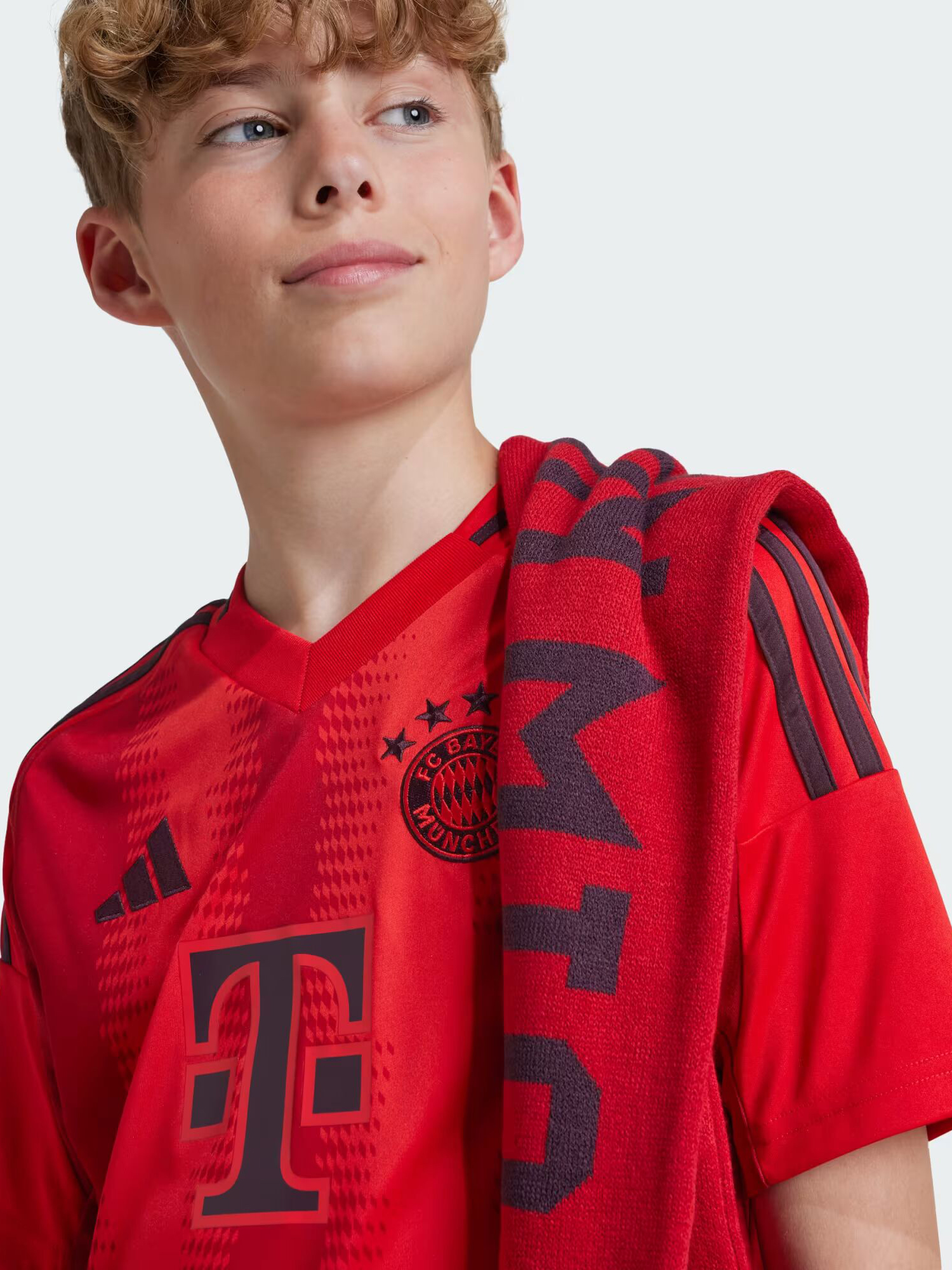 FC Bayern Munich Official Home Jersey-24/25 (2)