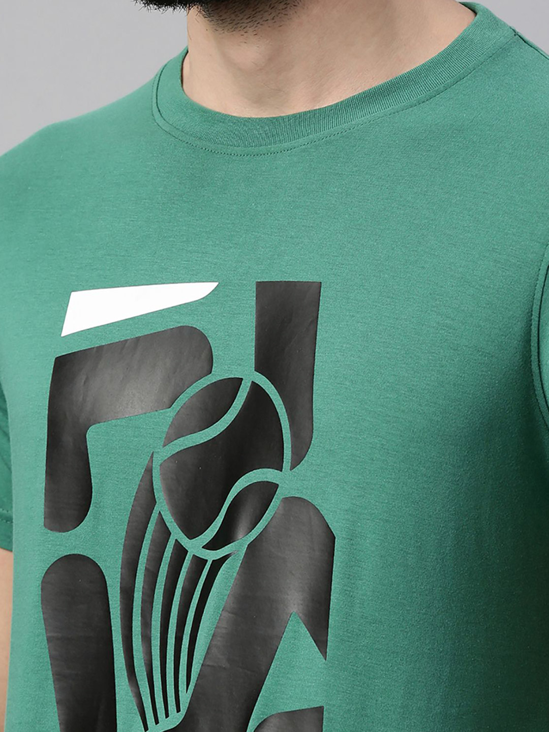 Fila Men Hinger Green Solid Round Neck Pure Cotton T-Shirt (4)