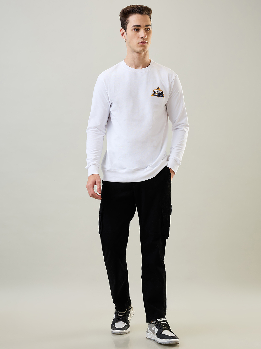 Gujarat Titans Men White Logo Printed Full Sleeves Round Neck Cotton Sweatshirt  (6)