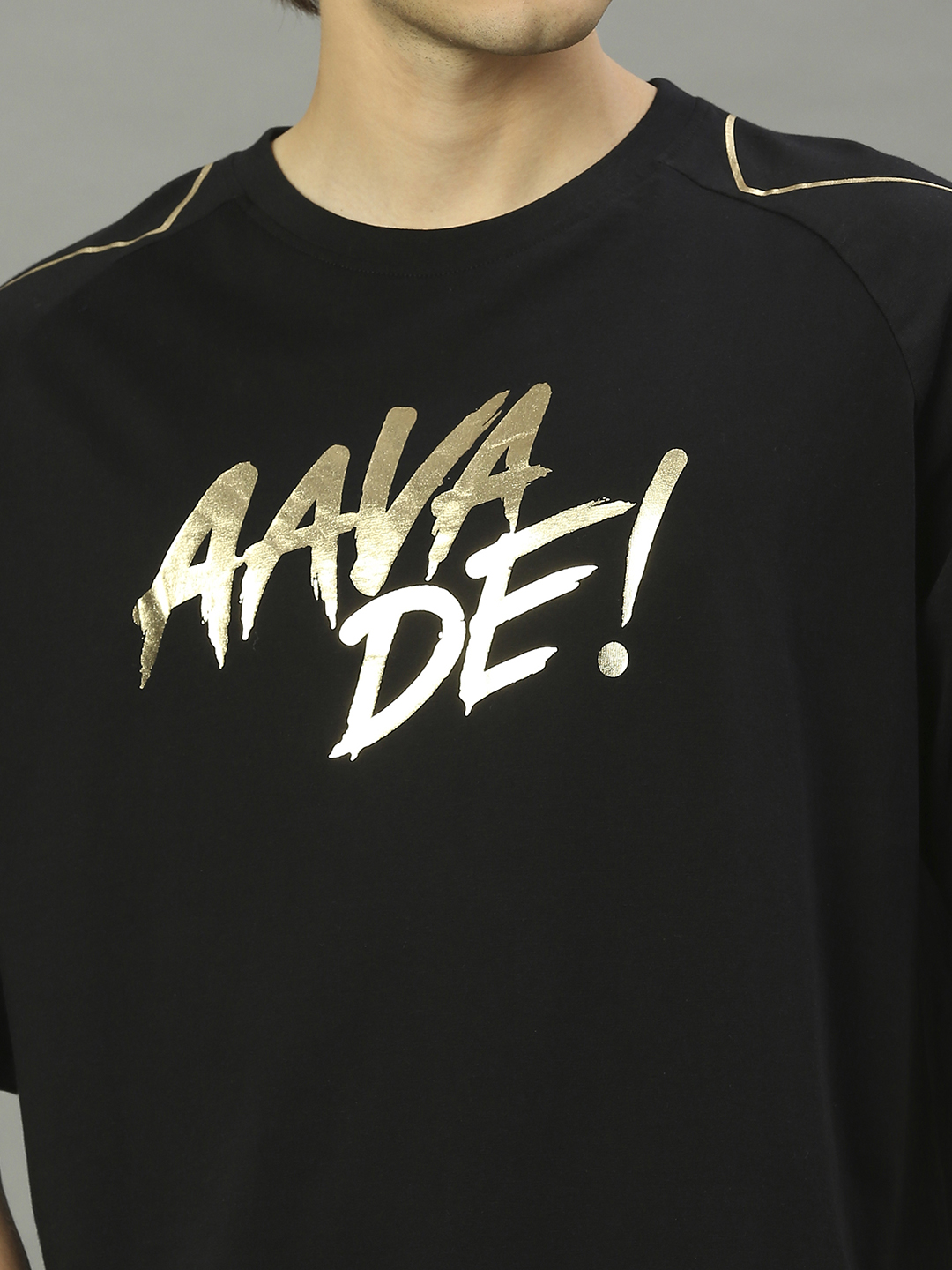 Gujarat Titans Men Black and Golden Foil Print Half Sleeves Oversized T-Shirt (6)