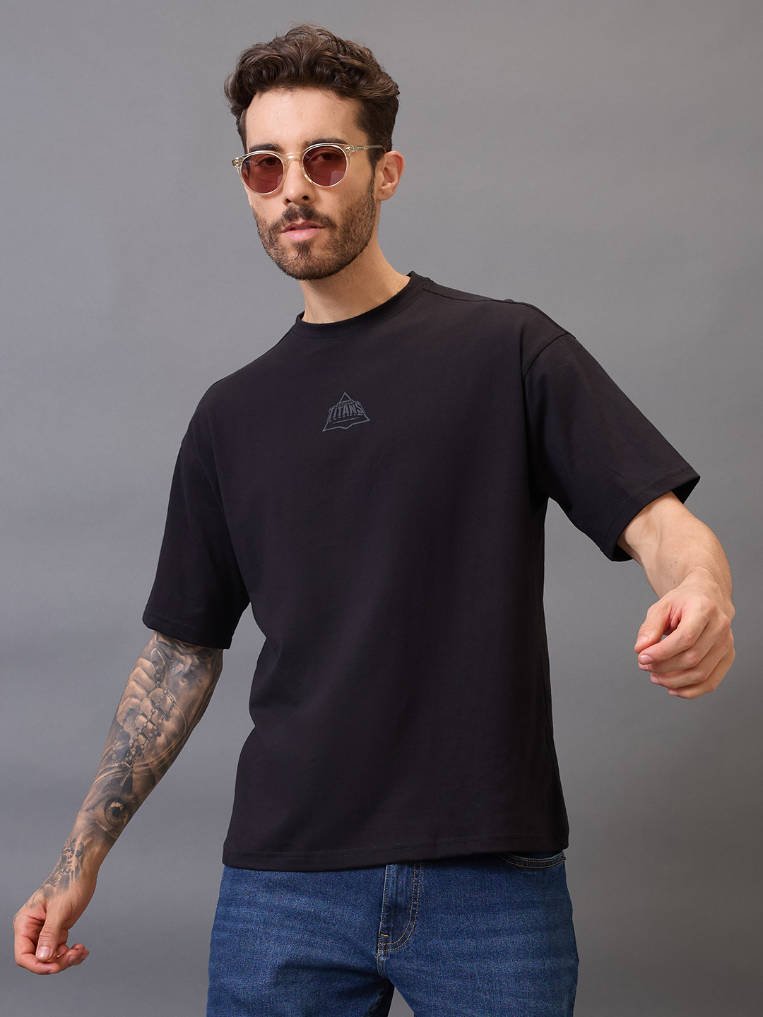 Men Black Graphic Printed Half Sleeves Round Neck Oversized Cotton T-Shirt