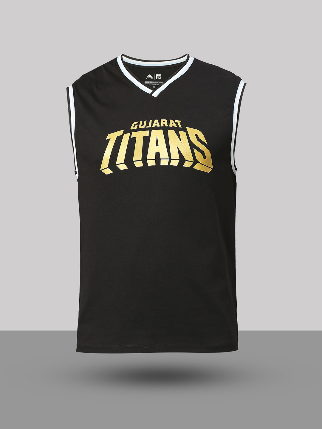 Gujarat Titans Men Black Typography Printed Sleeveless V-Neck Sports Vest (6)