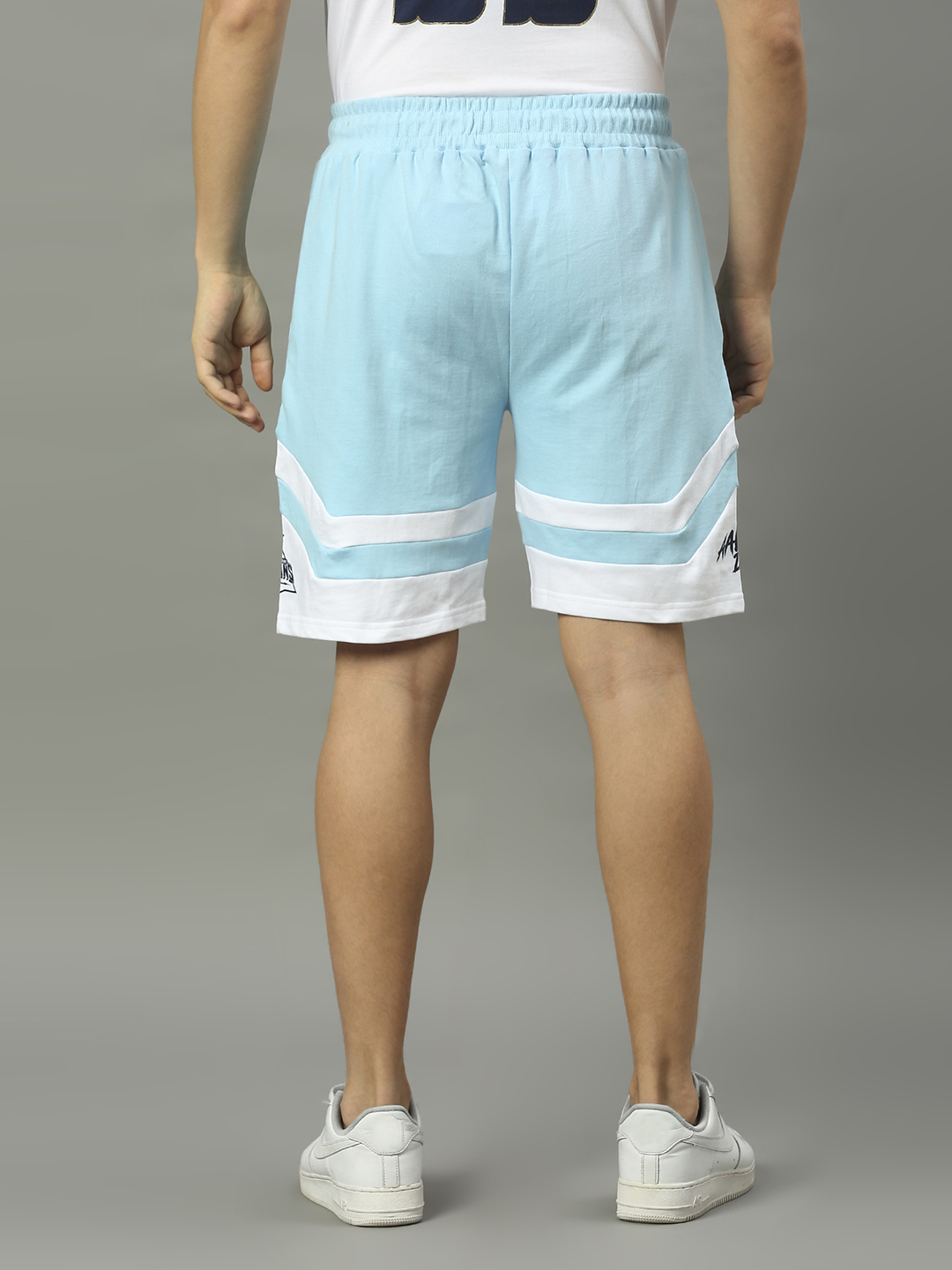 Gujarat Titans Men Blue and White Colourblocked Mid-Rise Cotton Sports Shorts (2)