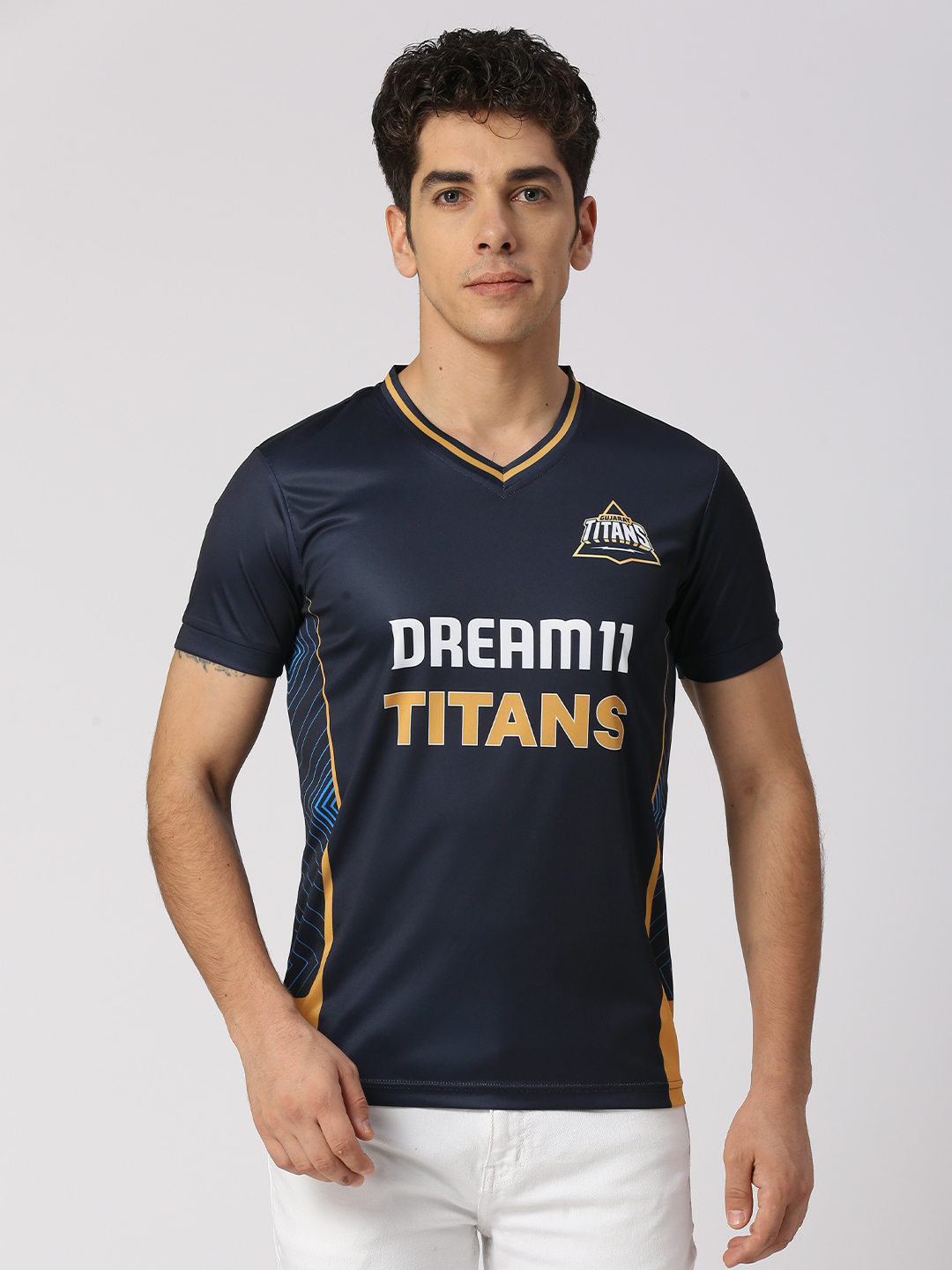 Dream11 Men Navy Blue and Gold Striped Half Sleeves V-Neck Polyester T-Shirt (1)
