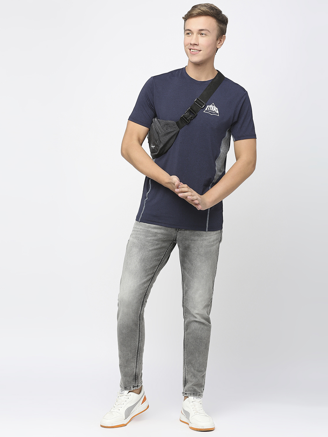 Gujarat Titans Men Navy Blue and Grey Colourblocked Half Sleeves Round Neck T-Shirt (7)
