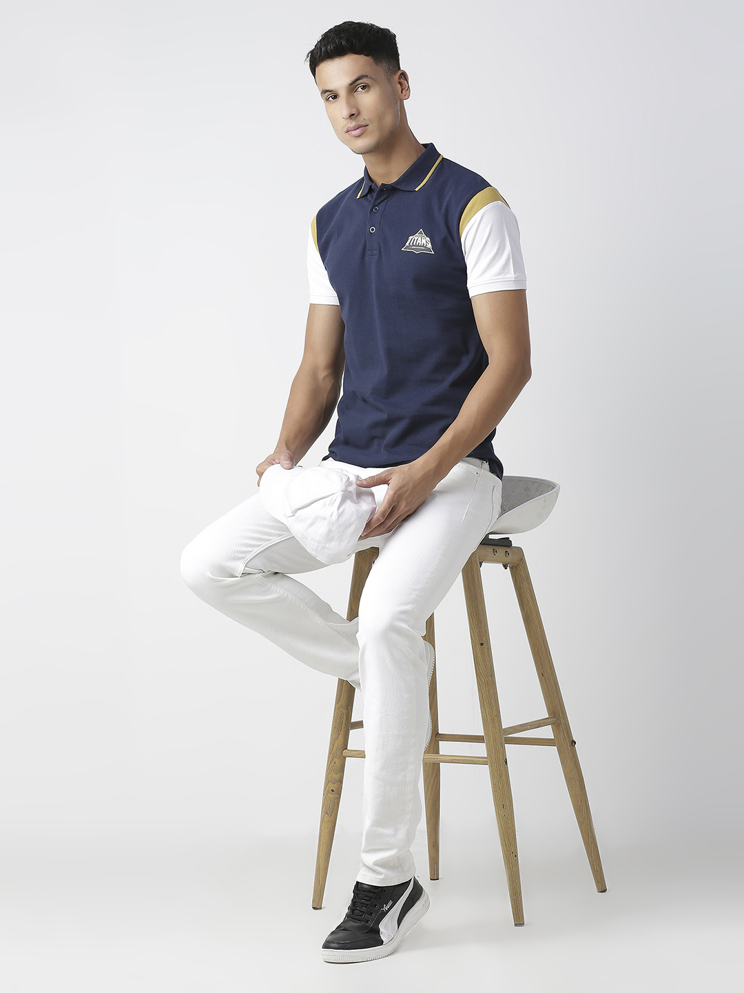 Gujarat Titans Men Navy Blue and White Typography Printed Colourblocked Half Sleeves Polo Collar Cotton T-Shirt (5)