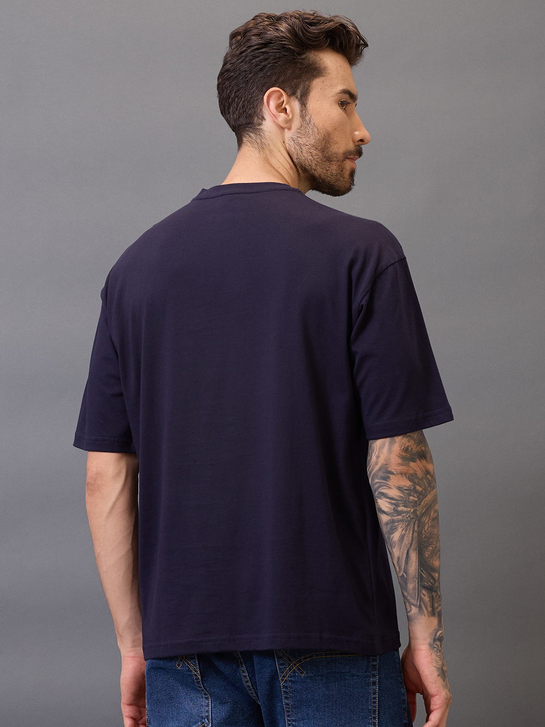Gujarat Titans Men Navy Blue Graphic Printed Half Sleeves Round Neck Oversized Cotton T-Shirt (3)