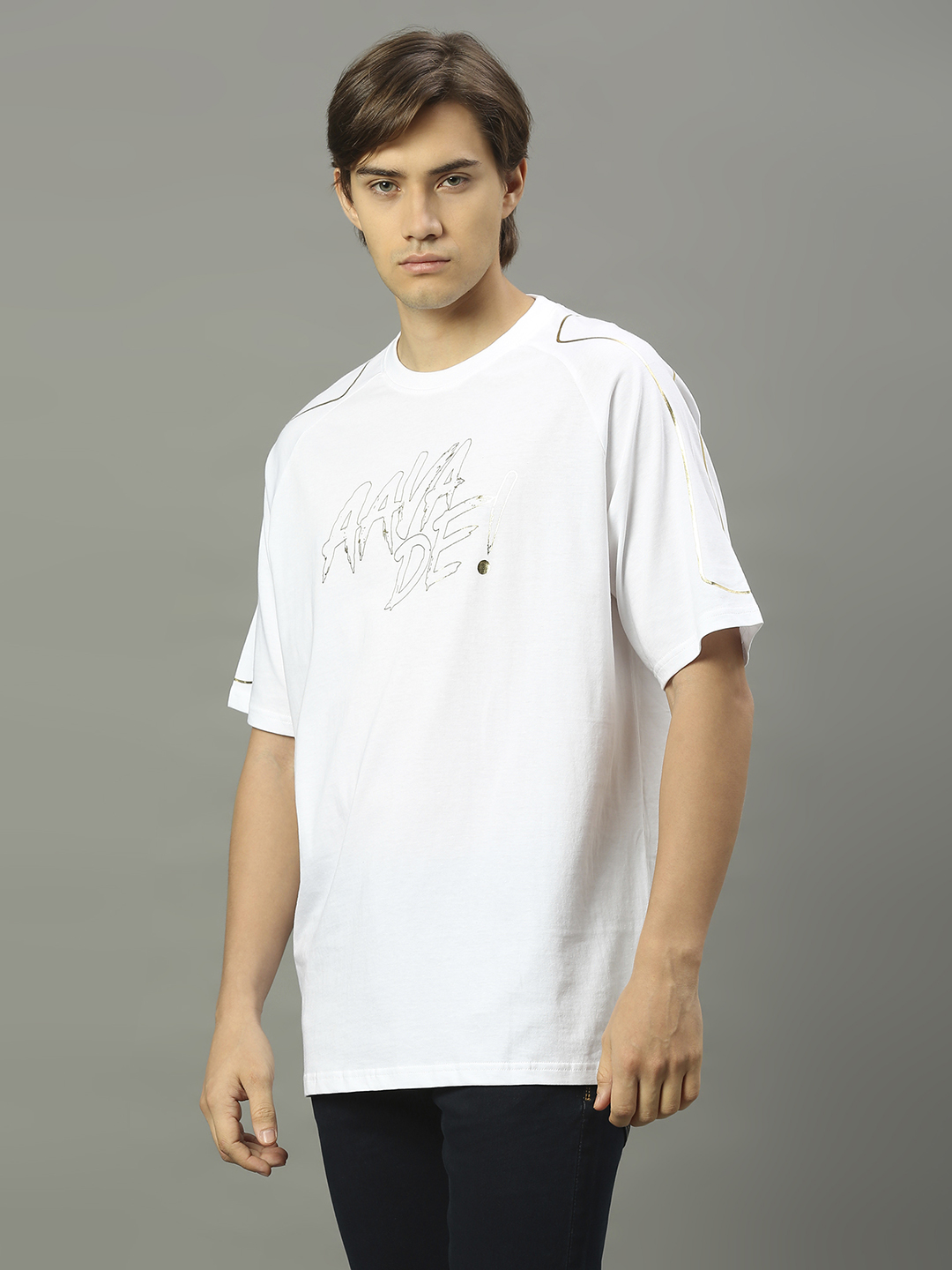 Gujarat Titans Men White and Golden Foil Print Half Sleeves Oversized T-Shirt (2)