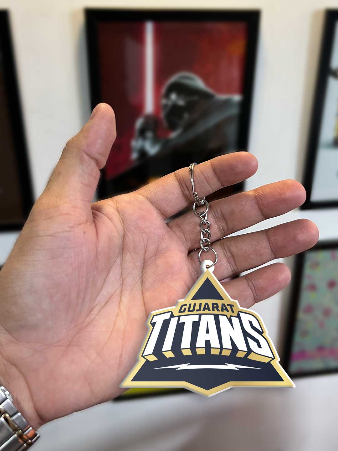Gujarat Titans Navy Blue GT Logo and Hardik Acrylic Keychain - Pack of 2 (4)