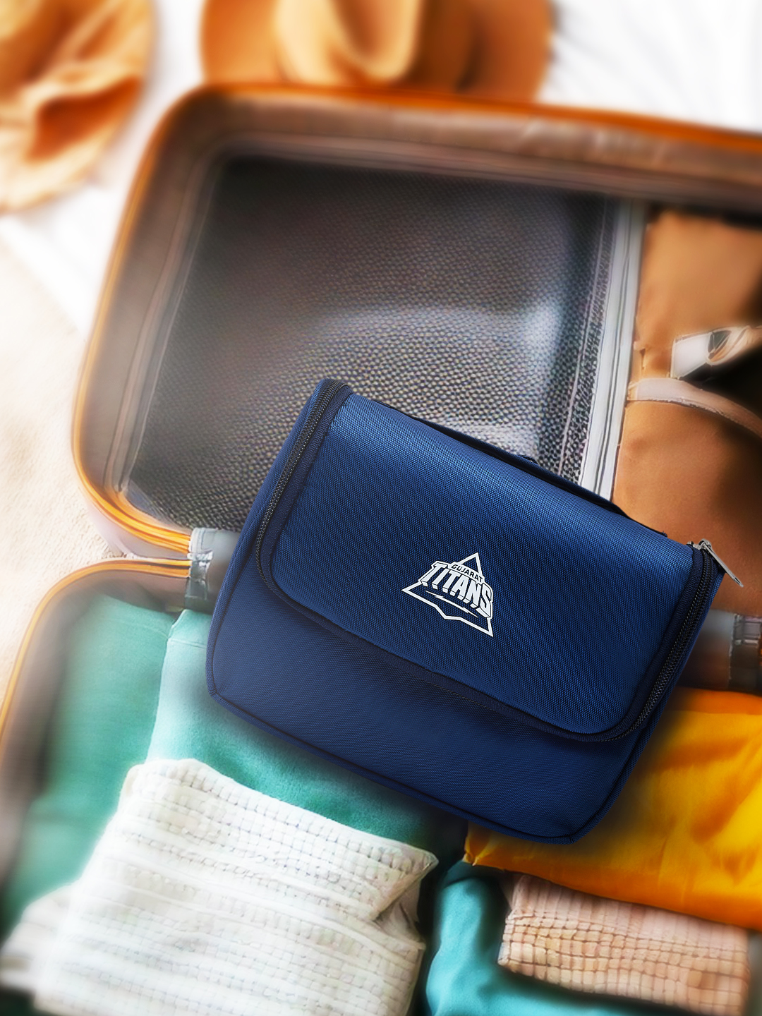 Gujarat Titans Travel Organizer, Shaving Kit and Cosmetics, Toiletry Kit Bag with Large Storage Compartments (Blue) (3)