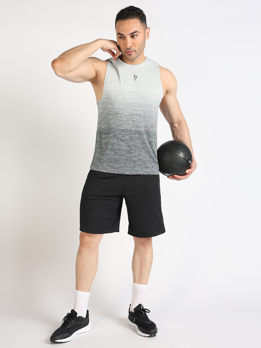 Hardik Pandya Apex Regular Fit Vest in Light Grey For Men (7)