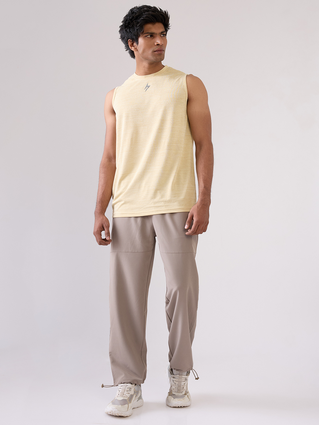 Hardik Pandya Men Pulse Regular Fit Vest in Pale Yellow with Lightweight, Stretchable and Textured Fabric (7)