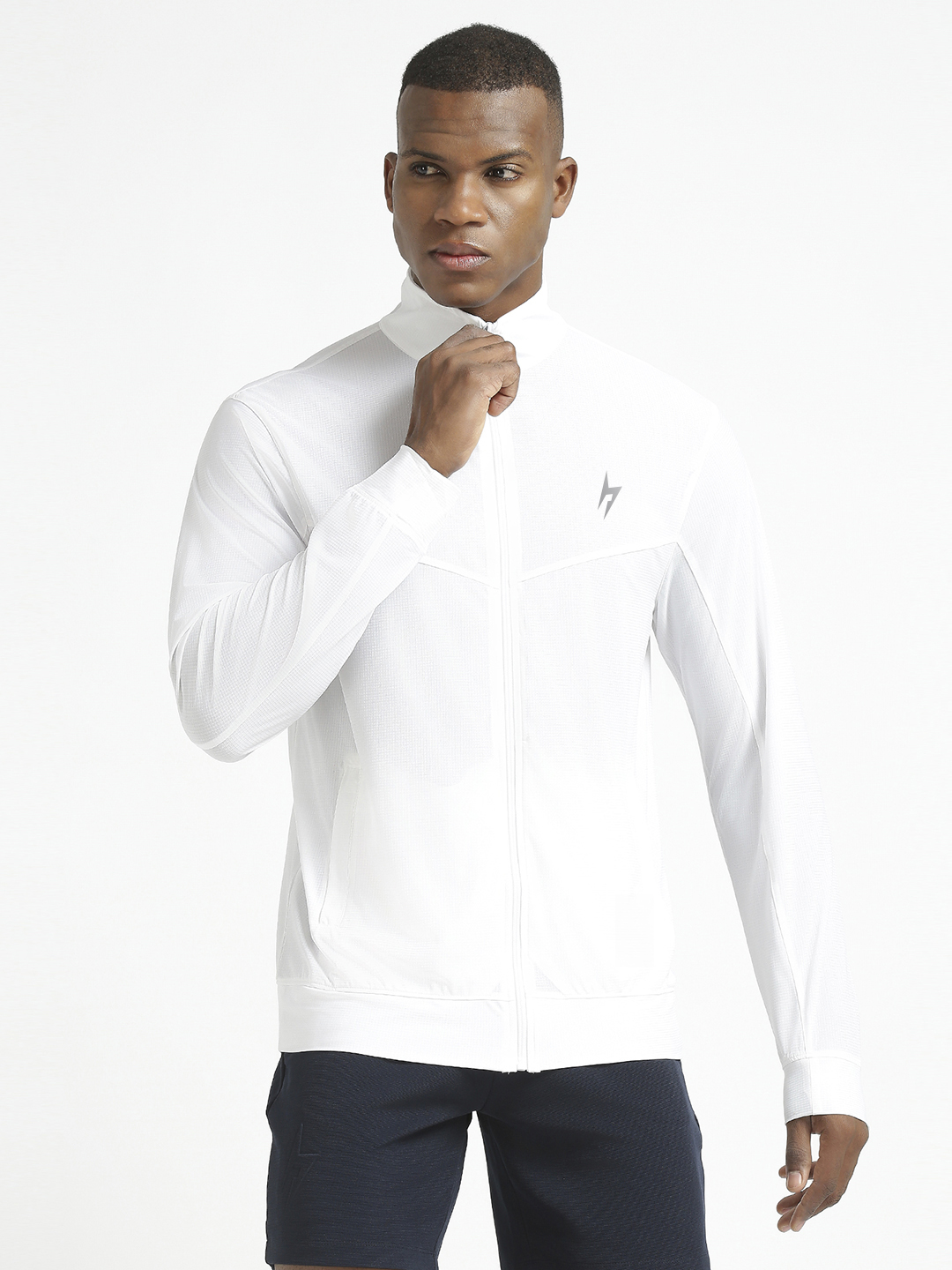 Hardik Pandya Elevate Long-Sleeve Regular Fit Performance Jacket in White for Men (2)
