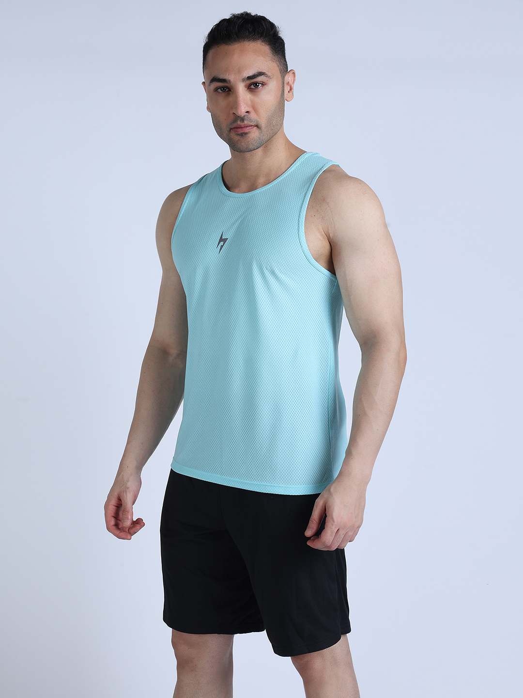 Hardik Pandya Evolve Regular Fit Vest in Aqua for Men (4)