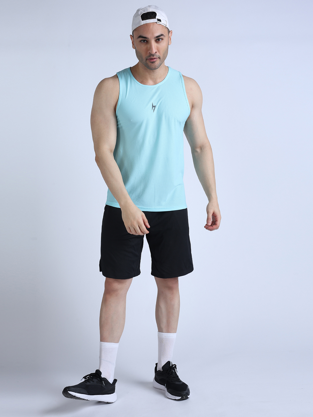 Hardik Pandya Evolve Regular Fit Vest in Aqua for Men (8)