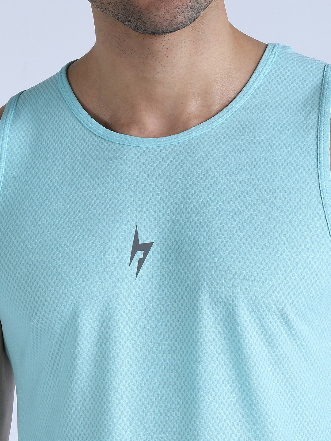 Hardik Pandya Evolve Regular Fit Vest in Aqua for Men (9)