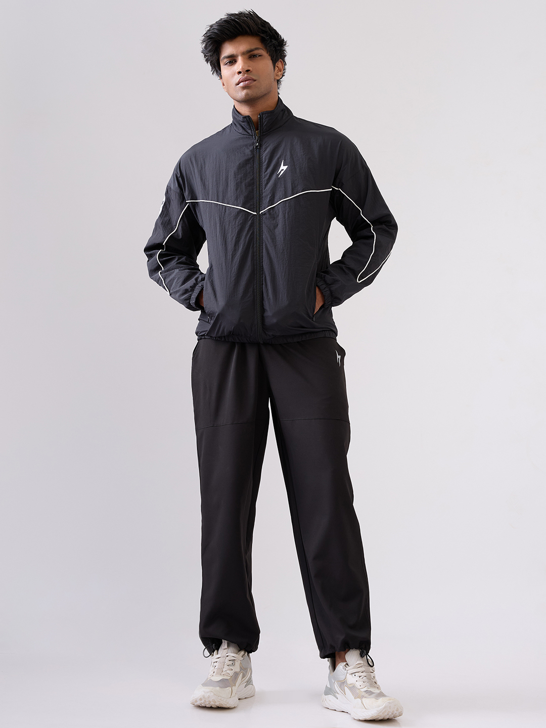 Hardik Pandya FlexForm Long-Sleeve Lightweight Performance Jacket in Black for Men (5)