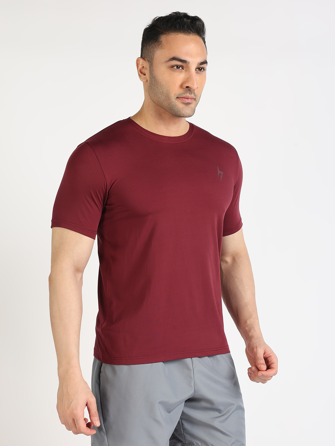 Hardik Pandya Men Performance Round Neck Quick Dry Maroon T-Shirt for Gym, Running, Yoga, Indoor & Outdoor Sports - Cust (7)