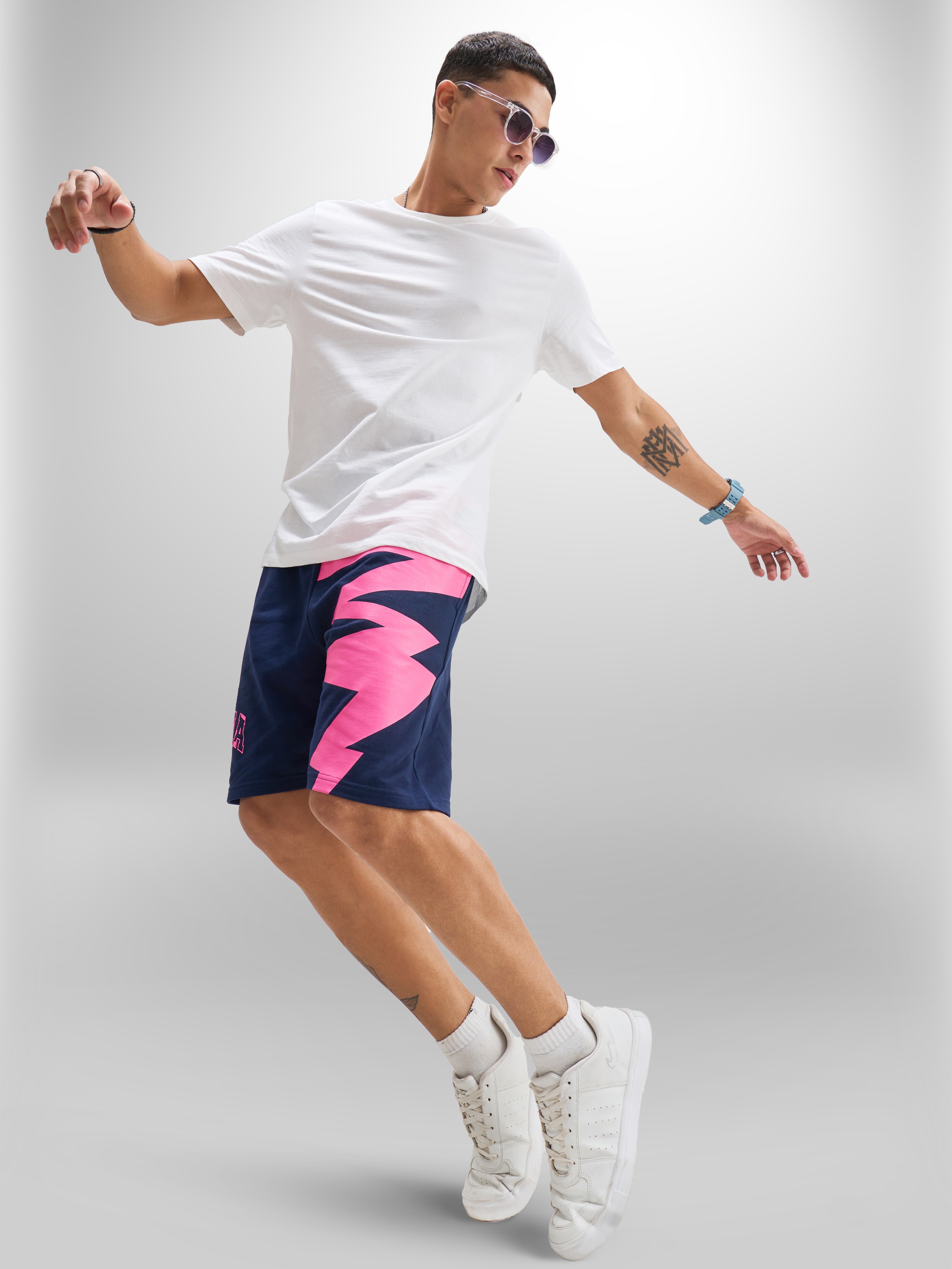 India ICC Men's T20 WC-24 Navy Blue Graphic Printed Mid-Rise Regular Fit Sports Shorts (2)